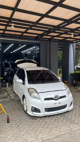 Toyota Yaris 2012 Bensin
