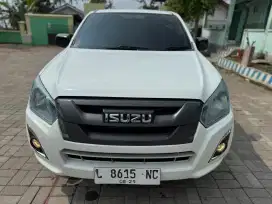 ISUZU D-MAX 2.5L DC 4X4 M/T TAHUN 2018