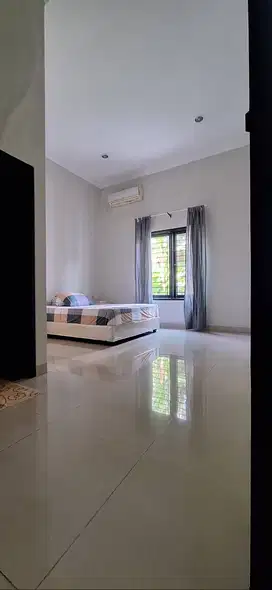 DIJUAL RUMAH DI VILLA MELATI MAS TANGERANG SERPONG SIAP HUNI