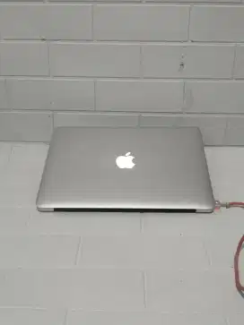 Macbook Air 13 early 2015 core i5 ram 4gb ssd 128gb keyboard nyala