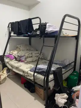 Dijual Rangka Tempat Tidur Besi Tingkat (Bekas)