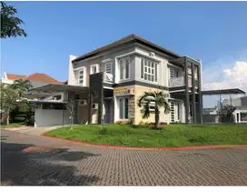 DISEWAKAN RUMAH VILLA TAMAN TELAGA CITRALAND SURABAYA BARAT