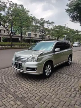 Nissan X-Trail 2010 Bensin