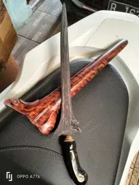 Di maharkan Keris naga