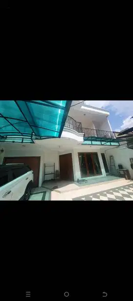 RUMAH MEWAH DIJUAL DI KELAPA GADING