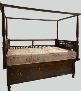 Dipan Kayu Jati Klasik +Kasur springbed