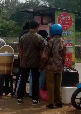 Booth es teh solo