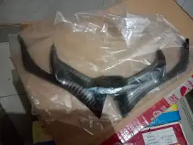 Winglet depan R15 v3 hitam carbon