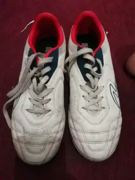 Jual Sepatu Futsal Specs Metasala