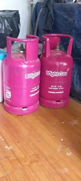Tabung gas 12kg kosong 2tabung.