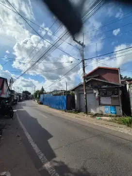 Warung pinggir jalan