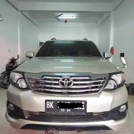 Toyota fortuner 2.7 G TRD matic tahun 2013