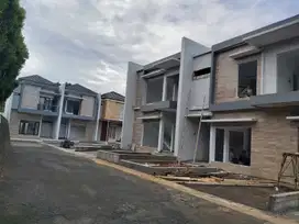 Dijual Rumah 2 lantai bojongkoneng Cikutra Bandung