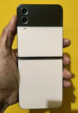 Samsung Z Flip 4 murah aja