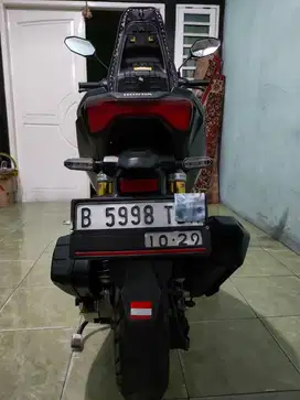 D jual motor,Honda ADV gantengg. CBS Merah maroon 2019