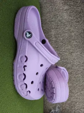 Sandal pria/wanita (Crocs)
