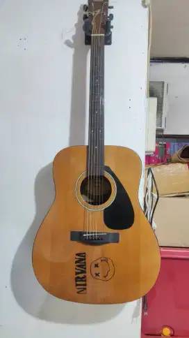 Yamaha F310 PRELOVED steel string acoustic guitar / gitar akustik