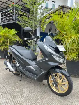 HONDA PCX TAHUN 2020 PAJAK PANJANG SIAP PAKEK MOTOR GRESS