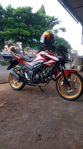 Motor CB150R kondisi istimewa