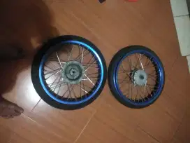 Pelak honda revo