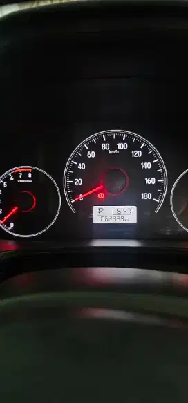 MOBIL BRIO ISTIMEWA PEMAKAIAN CEWE