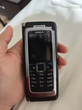 Nokia E90 communicator (Anti sadap)