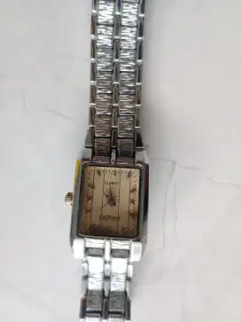 Jam cewe rado vintage
