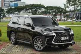 ISTIMEWA!! LOW KM. LEXUS LX570 SPORT 2017 NIK 2016. PAJAK PANJANG.