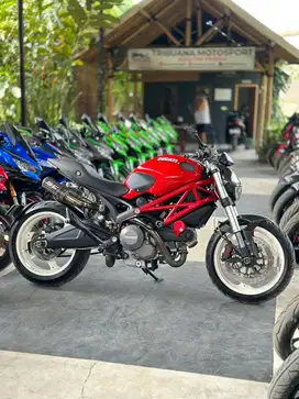 DUCATI MONSTER 795 ISTIMEWA