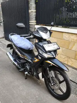 Bissmillah dijual motor Honda supra x 125cc SE 2024