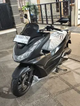 Bissmillah dijual motor Honda PCX 160cc 2022 istimewa