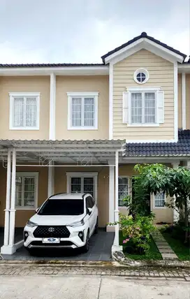 DIJUAL Rumah MERCI - 2 RUMAH GANDENG MUKA DAN BELAKANG TEMBUS 2 BLOK