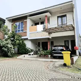 Dijual Rumah Dengan Sirkulasi Udara Bagus Tanah Luas Di Discovery
