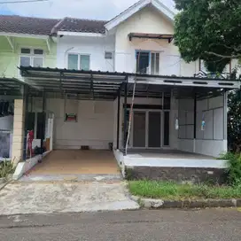 Meadow Green Lippo Cikarang . Luxury House For Ex Patriat