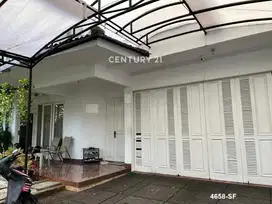 Dijual Rumah Bagus Strategis Siap Harga Menarik Di Pejaten. Jakse