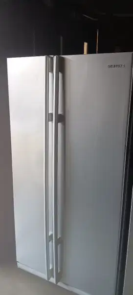 Kulkas SAMSUNG SBS