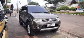 Mitsubishi Pajero Exceed 2012