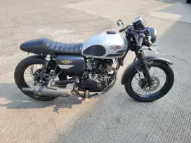 DIJUAL MOTOR KAWASAKI W 175 SE