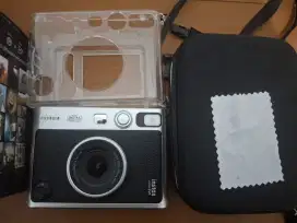 Kamera hybrid polaroid Instax Mini Evo