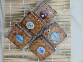 Gabin isi fla coklat,fla susu,dan tape