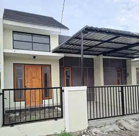 Rumah baru siap huni perbatasan Sukodono