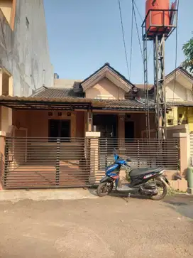 Rumah siap huni didepan gading serpong