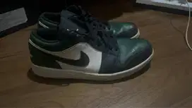 Air jordan low green toe original 100%