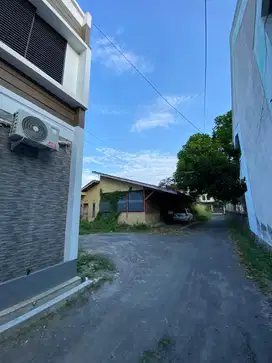 Di jual tanah strategis di UMS solo