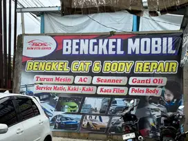Di cari mekanik mobil berpengalaman
