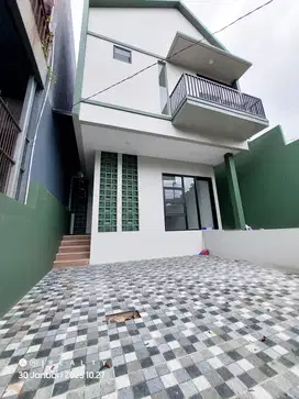 DIJUAL RUMAH STRATEGIS DI CIGADUNG Dago Bandung Harga Nego