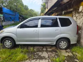 Toyota Avanza 2005 Bensin