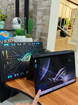 Laptop Asus ROG Flow X13 GX302XU RTX4050 Ryzen 9 x tuf victus msi nitr