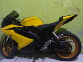 R15 v3 kuning 2018