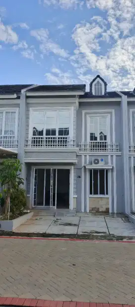 DI SEWA RUMAH BRITANIA